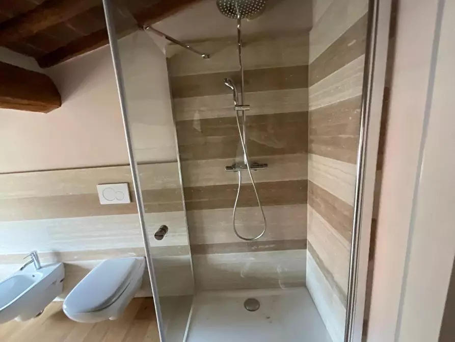 Immagine 33 di Immobile di prestigio in vendita  a Cascina