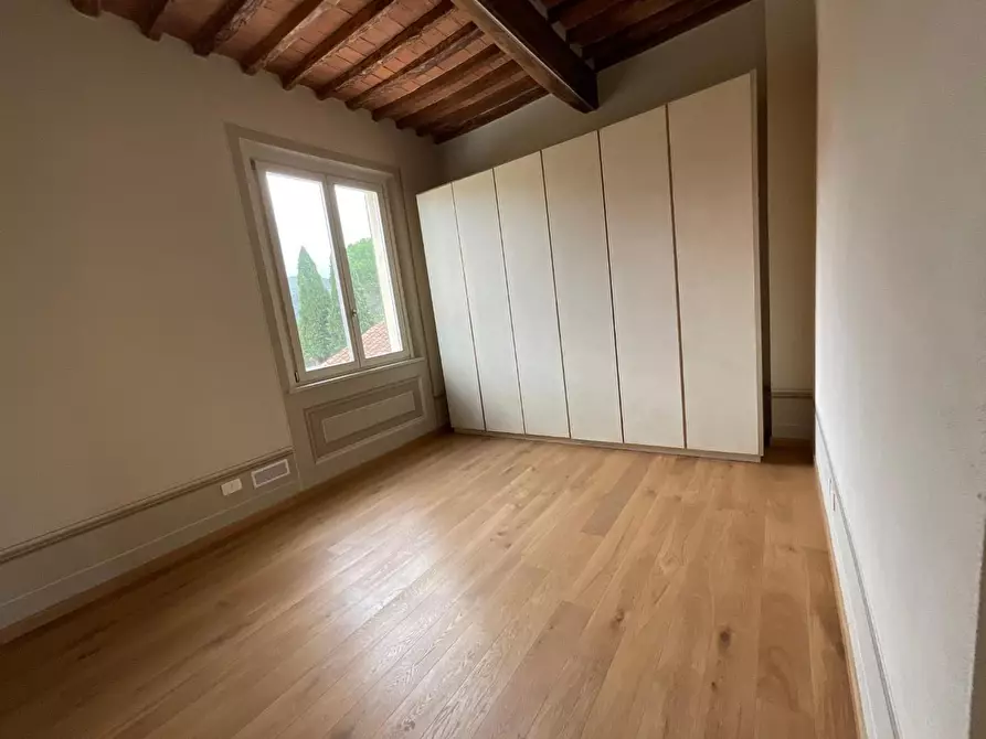 Immagine 19 di Immobile di prestigio in vendita  a Cascina