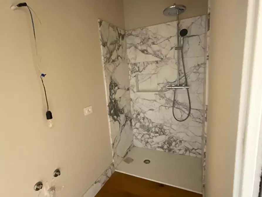 Immagine 30 di Immobile di prestigio in vendita  a Cascina