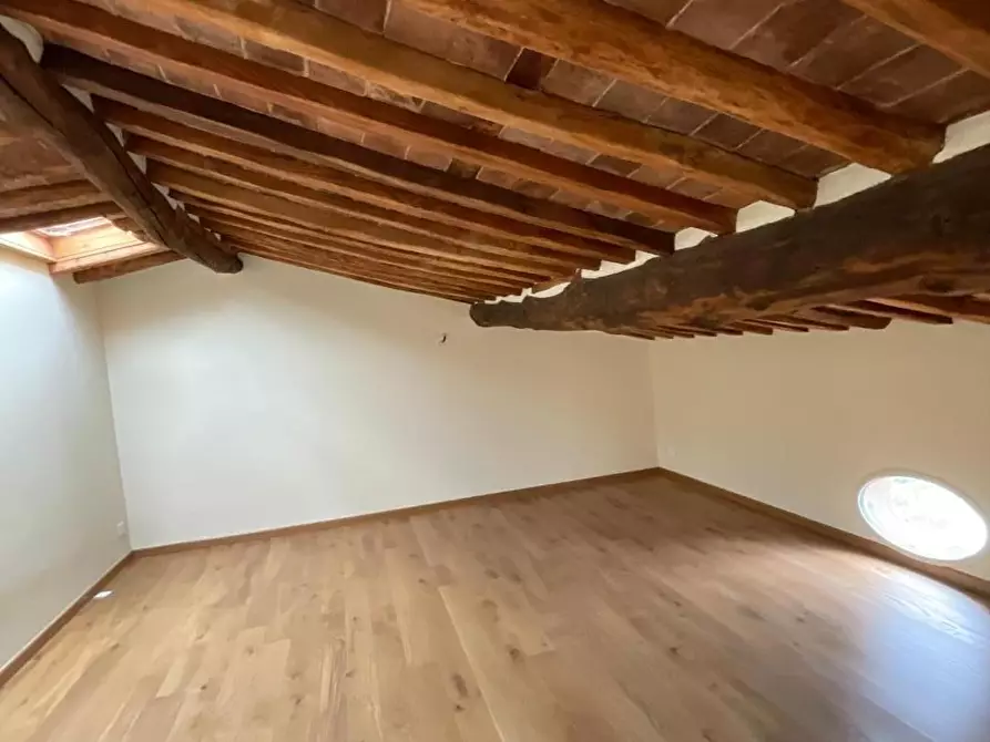 Immagine 7 di Immobile di prestigio in vendita  a Cascina