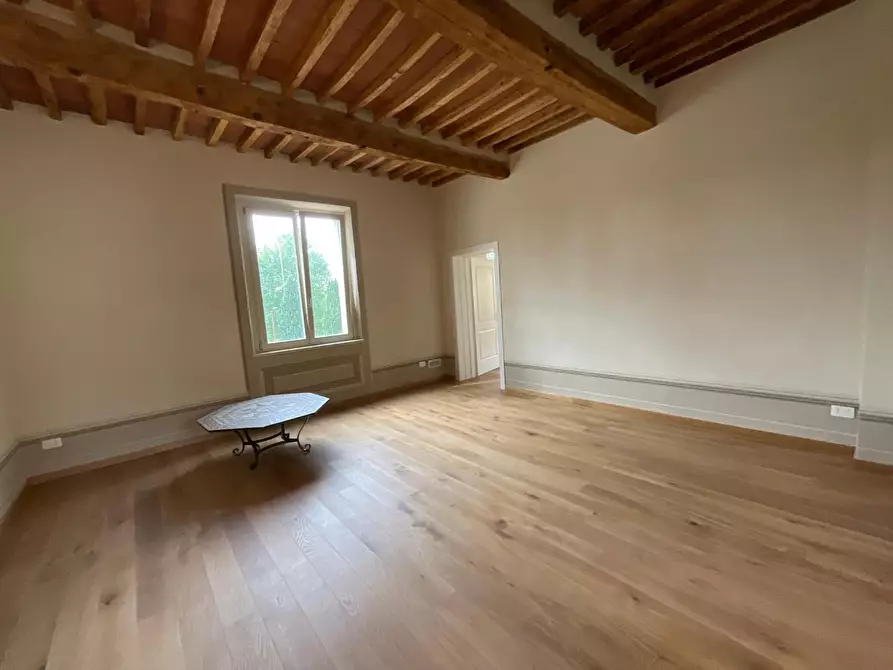 Immagine 29 di Immobile di prestigio in vendita  a Cascina