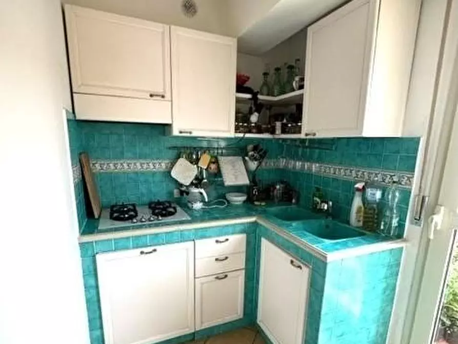 Immagine 14 di Mansarda in vendita  a Viareggio