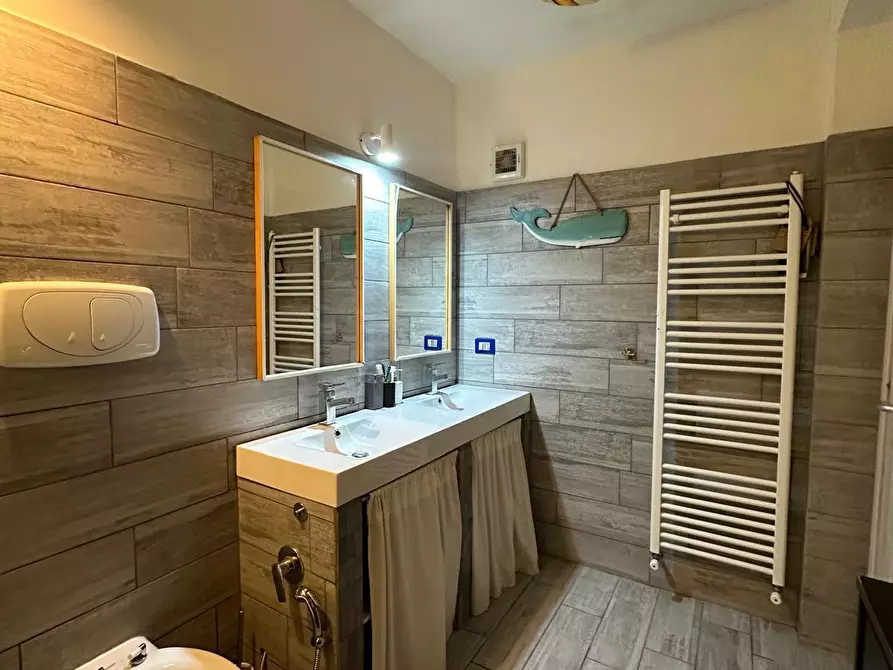 Immagine 24 di Appartamento in vendita  a Fiumicino