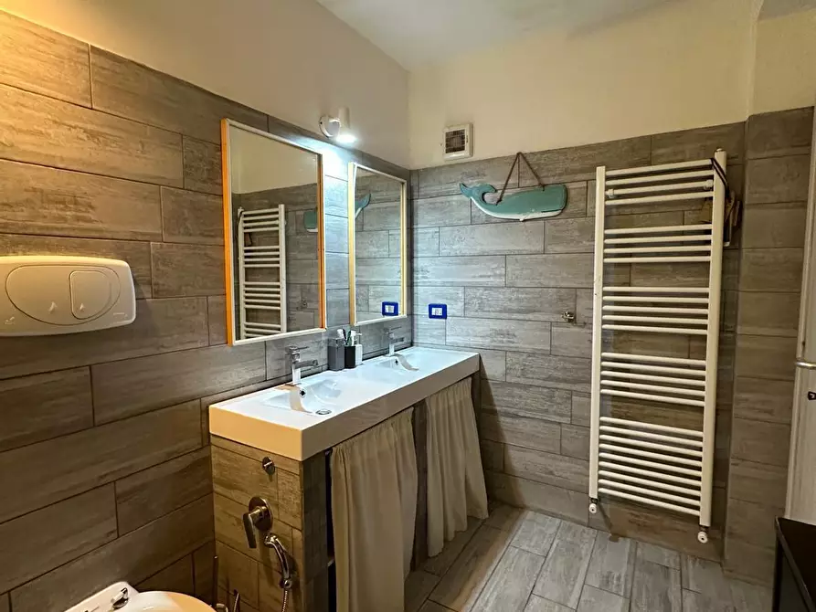 Immagine 26 di Appartamento in vendita  a Fiumicino