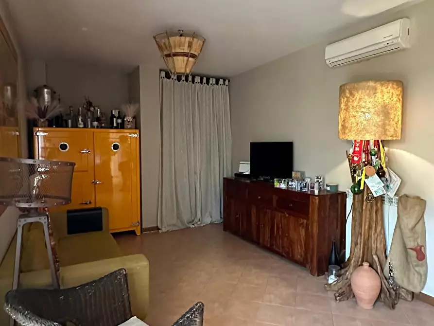 Immagine 21 di Appartamento in vendita  a Fiumicino