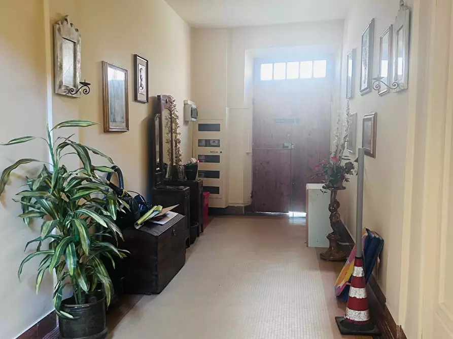 Immagine 5 di Appartamento in vendita  a Aulla