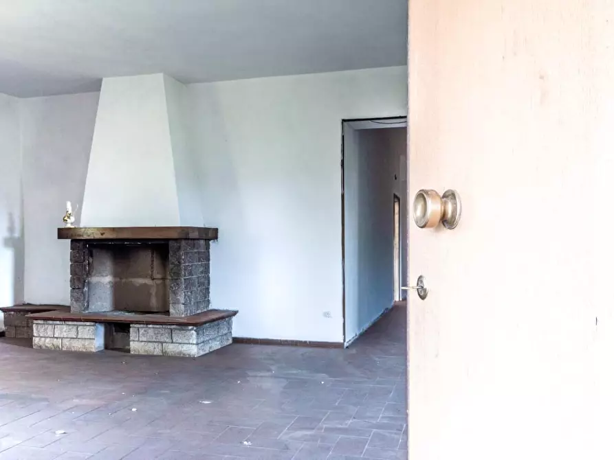 Immagine 7 di Casa colonica in vendita  a Certaldo