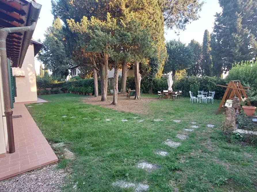 Immagine 3 di Villa in affitto  a Firenze