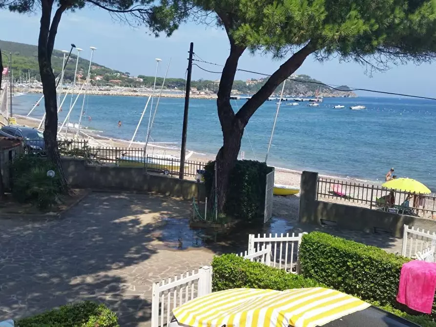 Immagine 21 di Appartamento in vendita  a Rio Marina