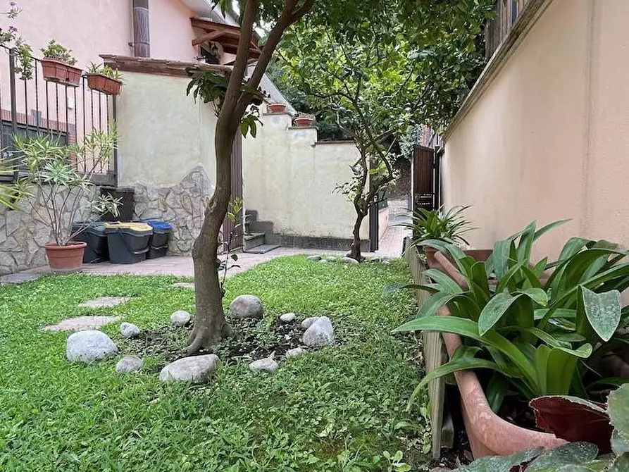 Immagine 31 di Villetta a schiera in vendita  a Fiumicino