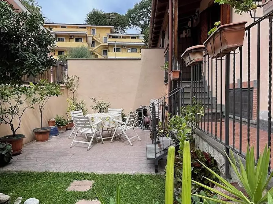 Immagine 35 di Villetta a schiera in vendita  a Fiumicino