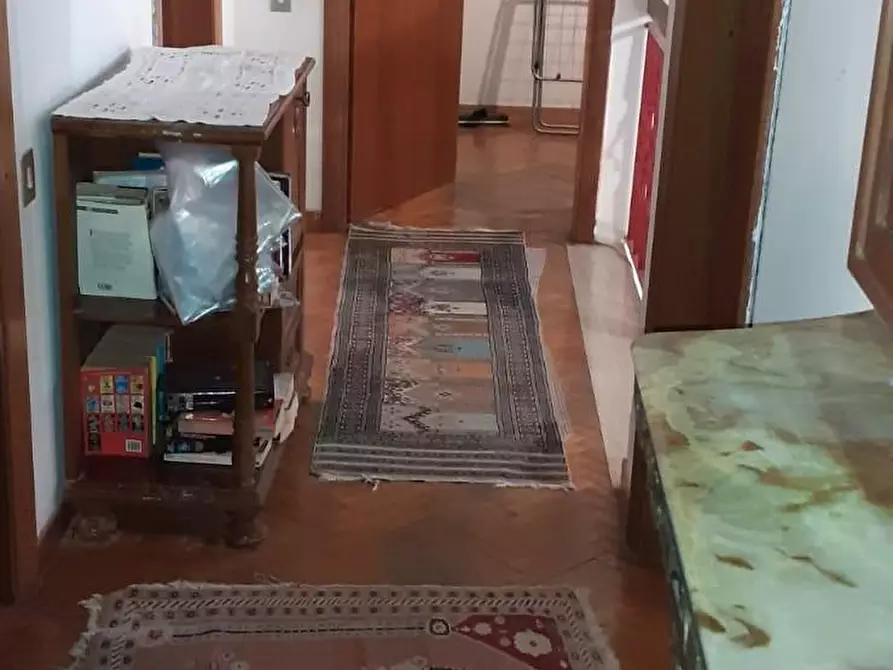 Immagine 18 di Casa bifamiliare in vendita  a Carrara