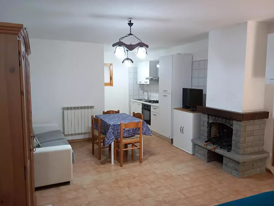 Immagine 15 di Appartamento in affitto  a Pievepelago