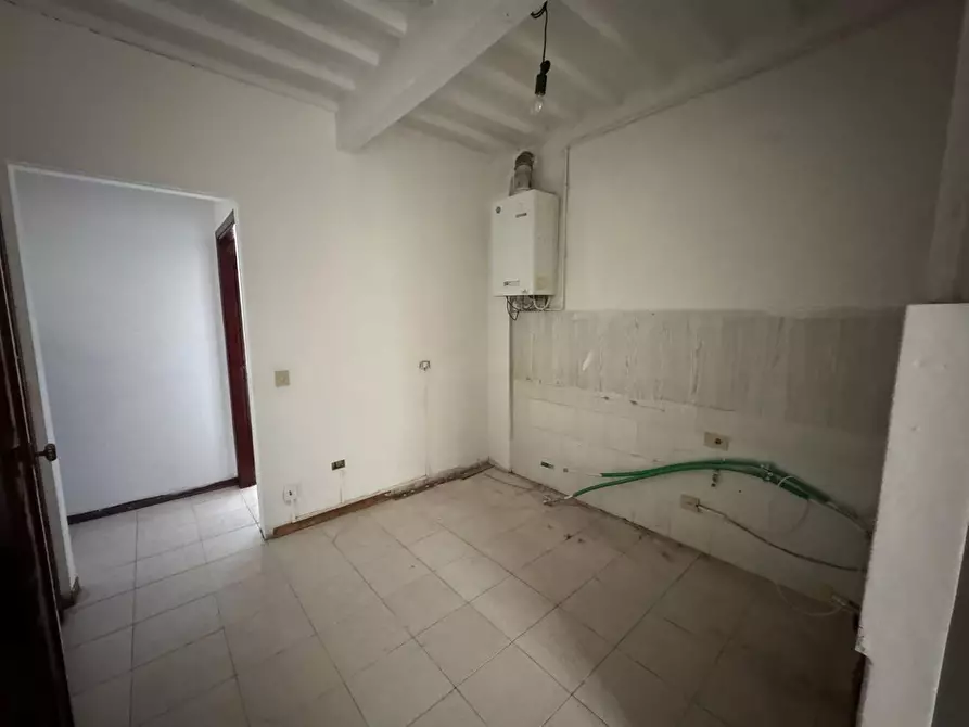 Immagine 14 di Appartamento in vendita  a Pisa