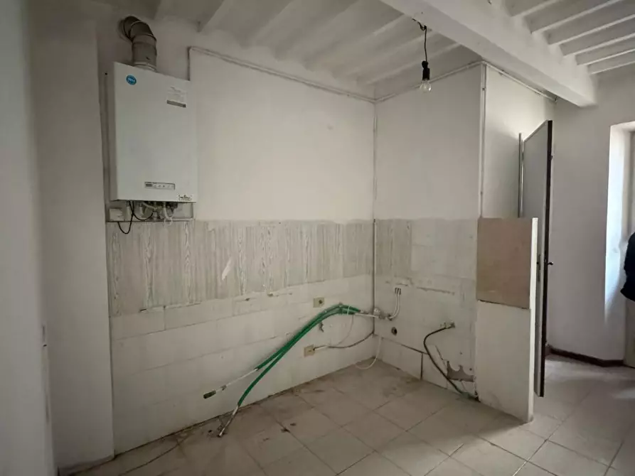 Immagine 9 di Appartamento in vendita  a Pisa