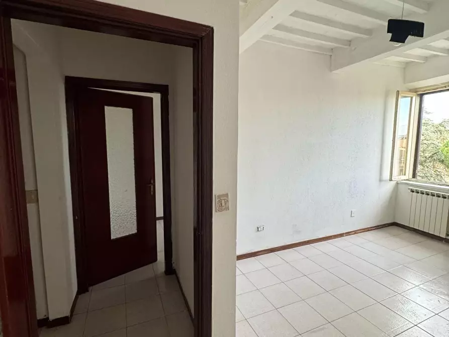 Immagine 8 di Appartamento in vendita  a Pisa