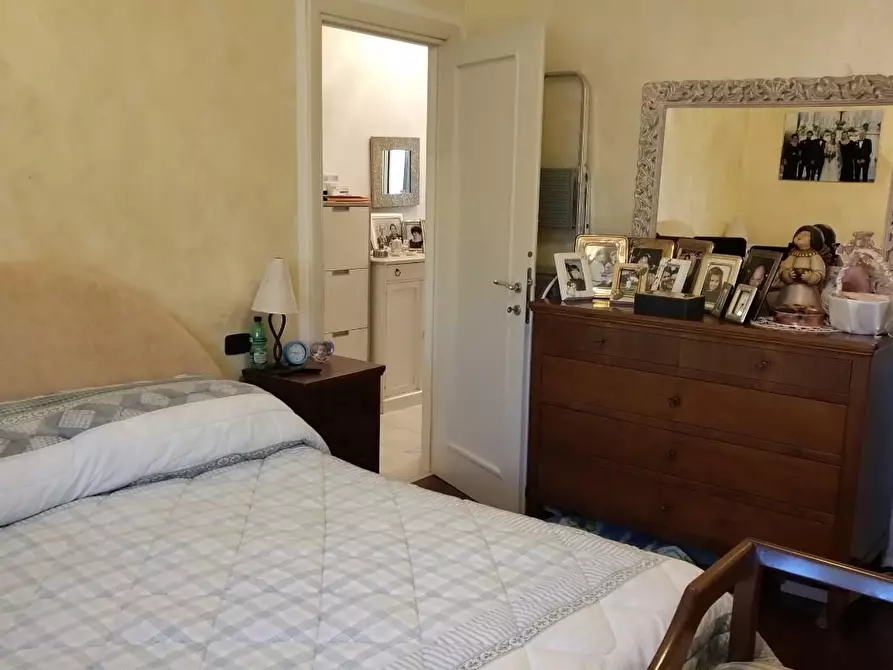 Immagine 9 di Casa indipendente in vendita  a Sarzana