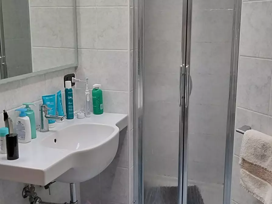 Immagine 17 di Casa indipendente in vendita  a Sarzana