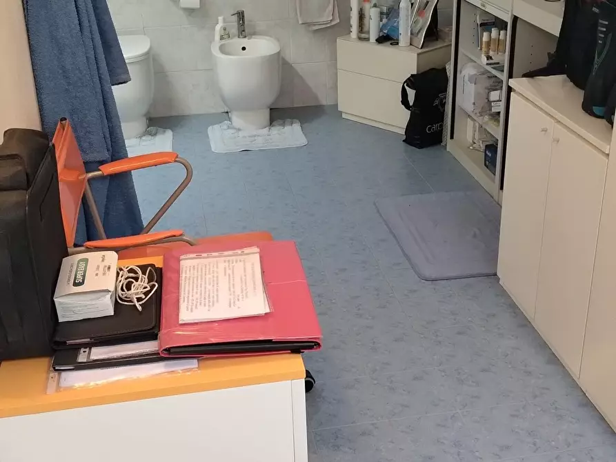 Immagine 16 di Casa indipendente in vendita  a Sarzana