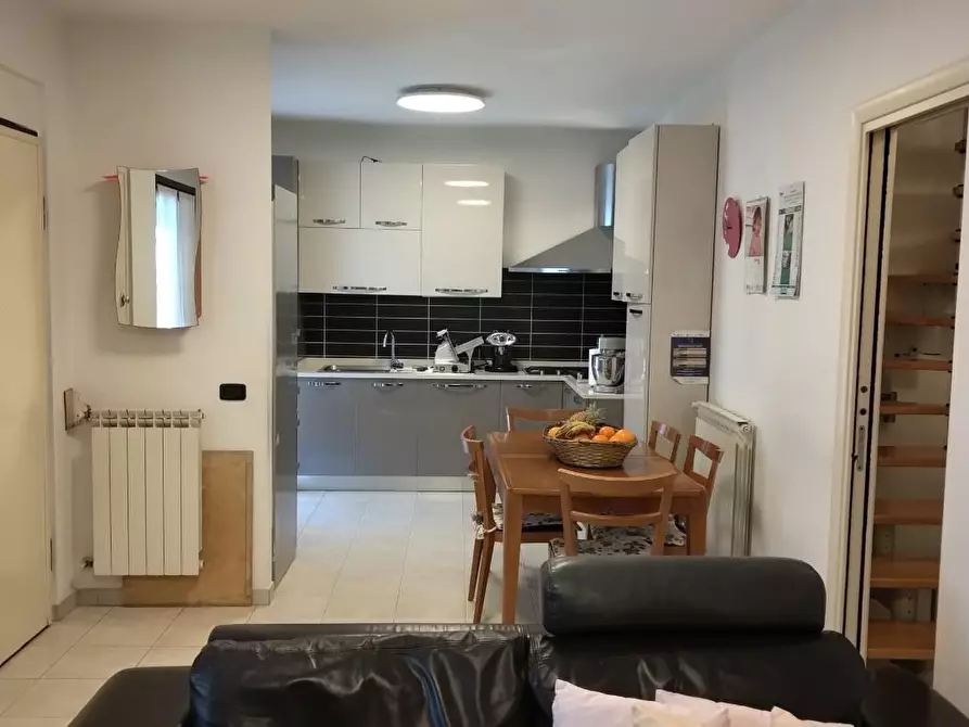 Immagine 2 di Casa indipendente in vendita  a Sarzana