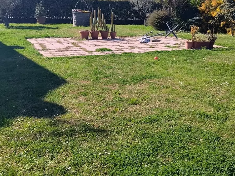 Immagine 31 di Casa indipendente in vendita  a Sarzana