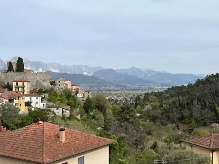 Immagine 1 di Casa bifamiliare in vendita  a Ameglia