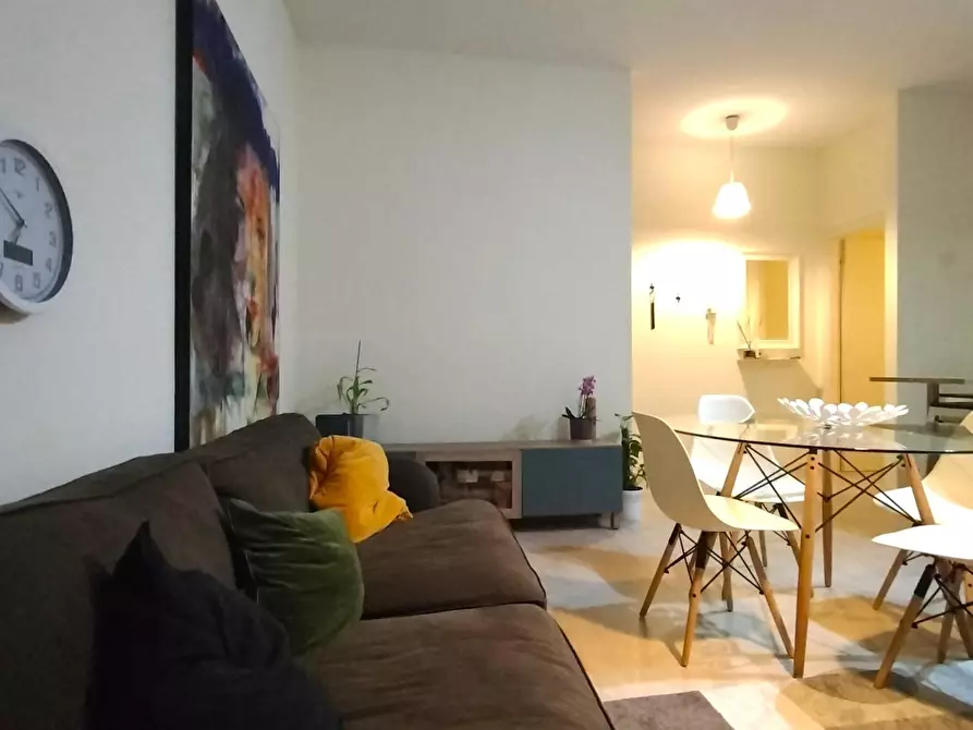 Immagine 7 di Appartamento in vendita  a Bergamo