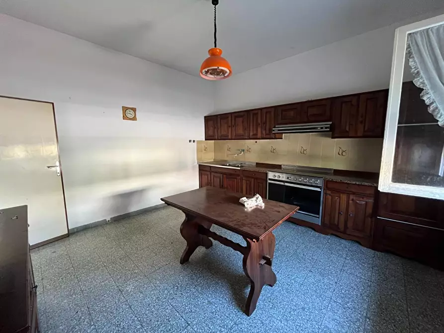 Immagine 7 di Casa indipendente in vendita  a Seravezza