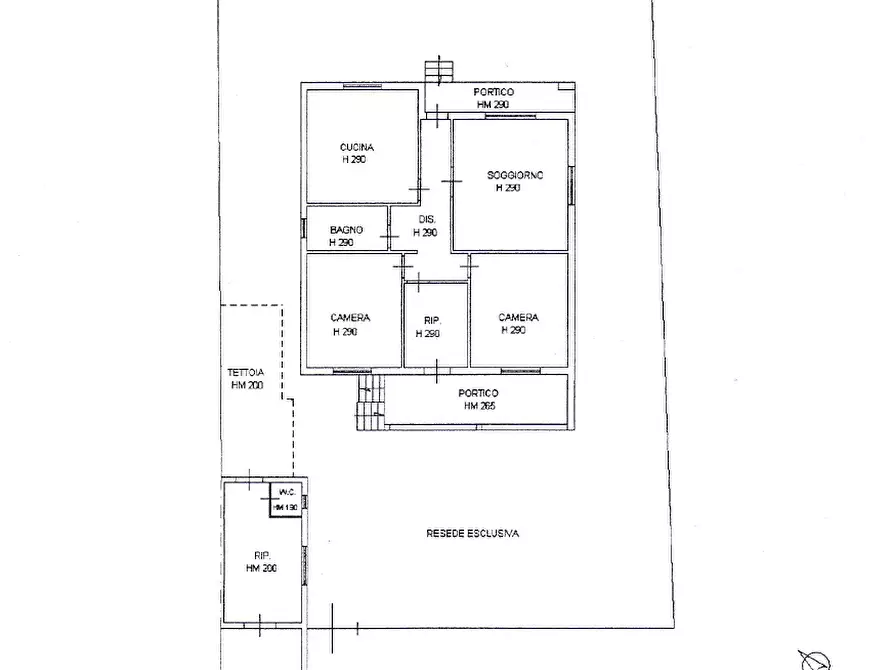 Immagine 18 di Casa indipendente in vendita  a Seravezza