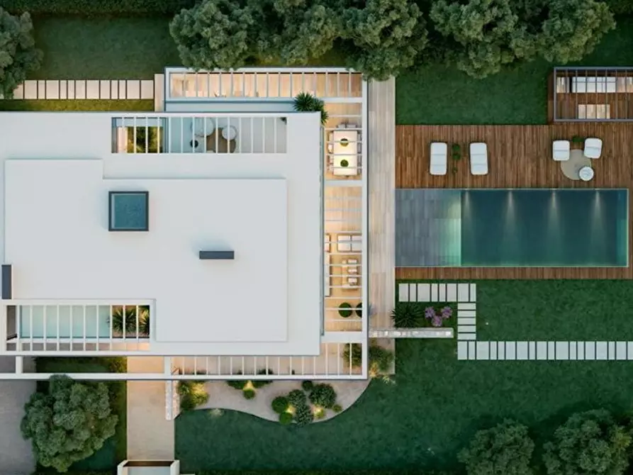 Immagine 3 di Villa in vendita  a Forte Dei Marmi