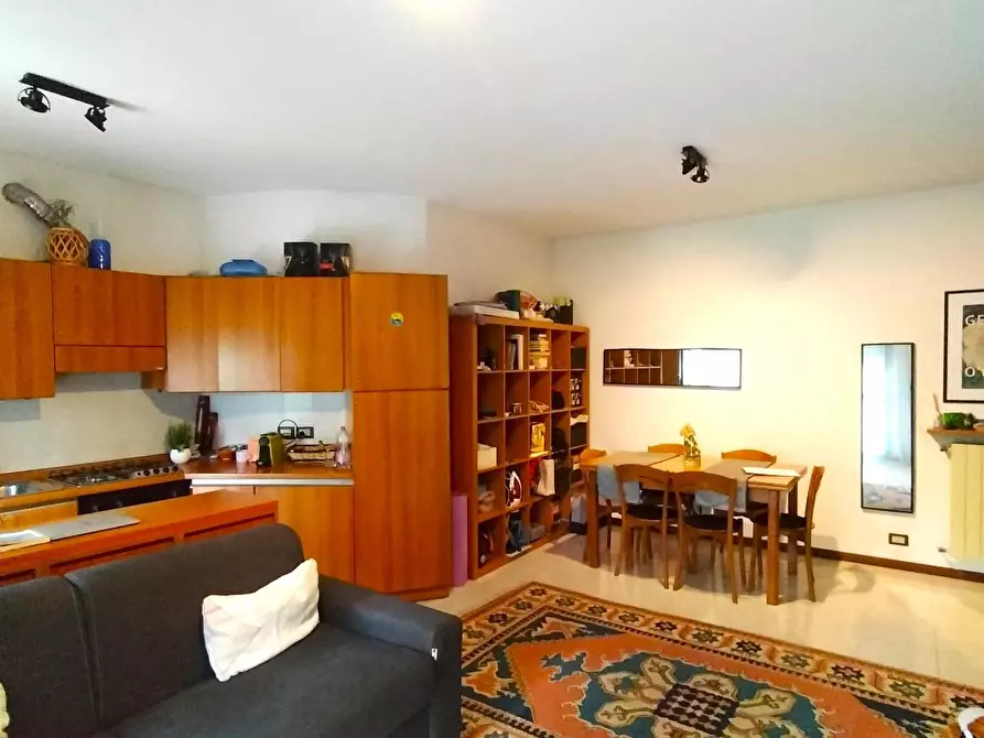 Immagine 11 di Appartamento in vendita  a Bergamo