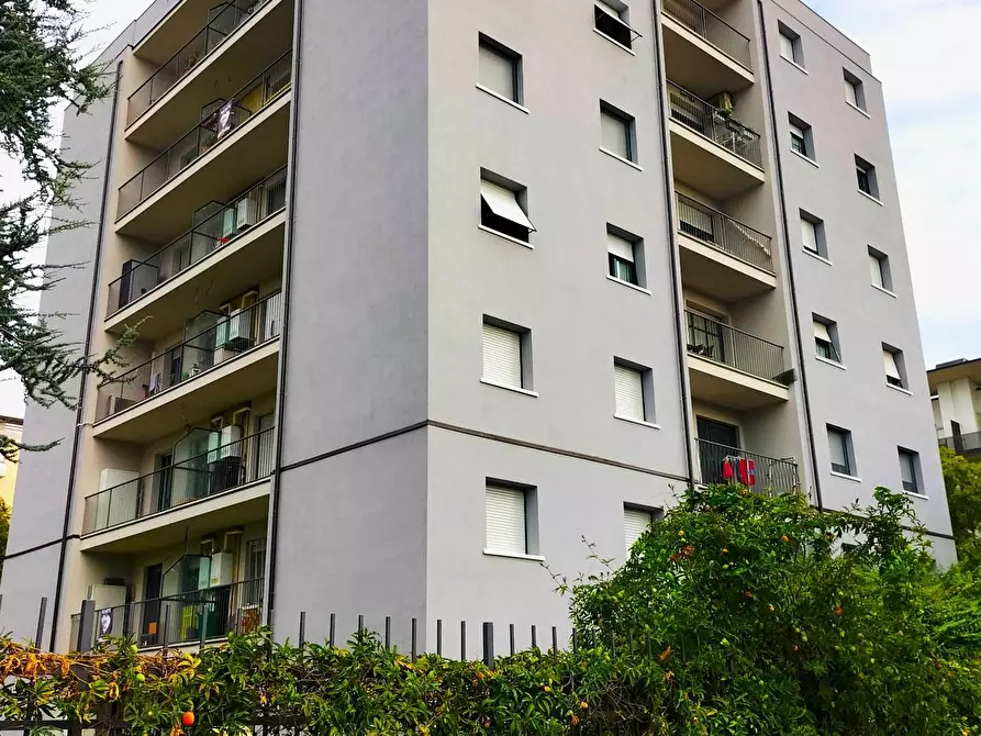 Immagine 3 di Appartamento in vendita  a Bergamo