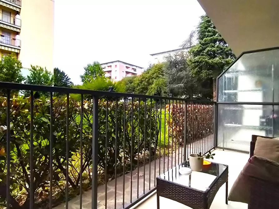 Immagine 19 di Appartamento in vendita  a Bergamo