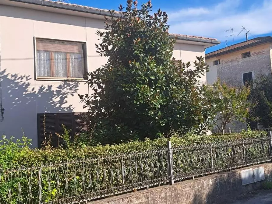 Immagine 1 di Appartamento in vendita  a San Giuliano Terme