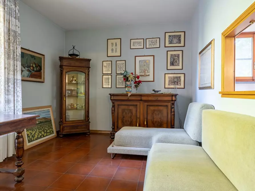 Immagine 3 di Villa in vendita  a Pisa