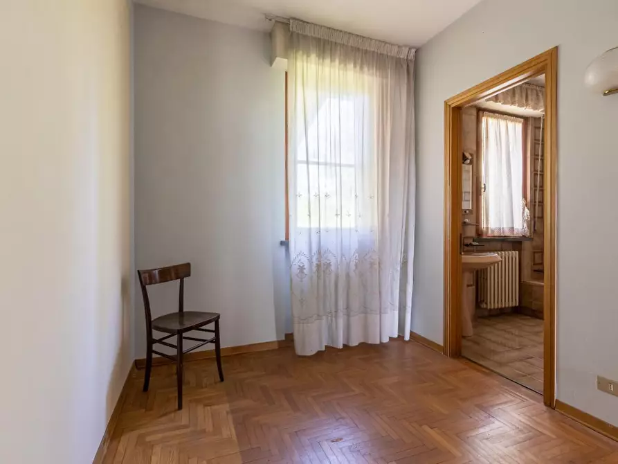 Immagine 14 di Villa in vendita  a Pisa