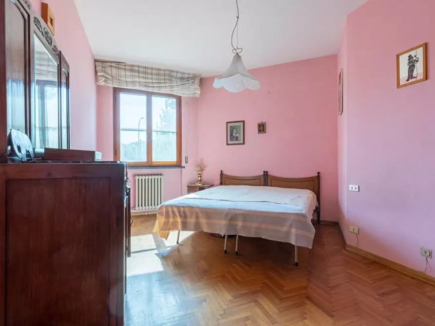 Immagine 8 di Villa in vendita  a Pisa