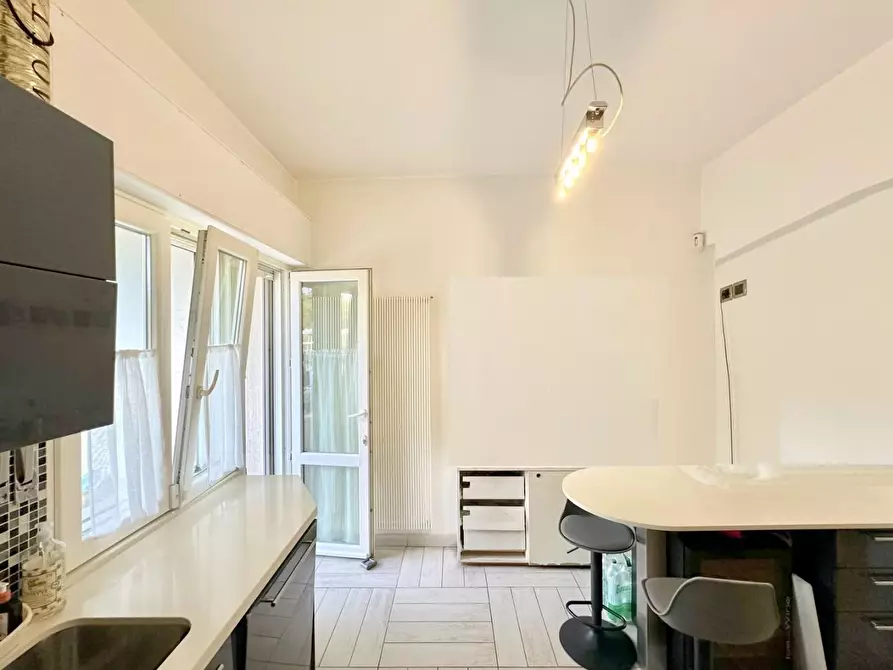 Immagine 27 di Villetta a schiera in vendita  a Pietrasanta