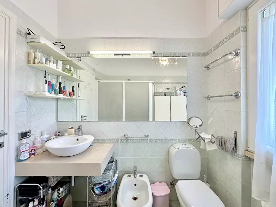 Immagine 14 di Villetta a schiera in vendita  a Pietrasanta