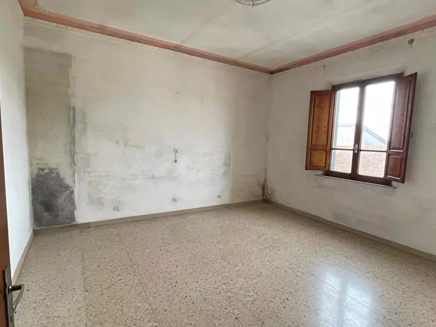 Immagine 8 di Appartamento in vendita  a Pontedera