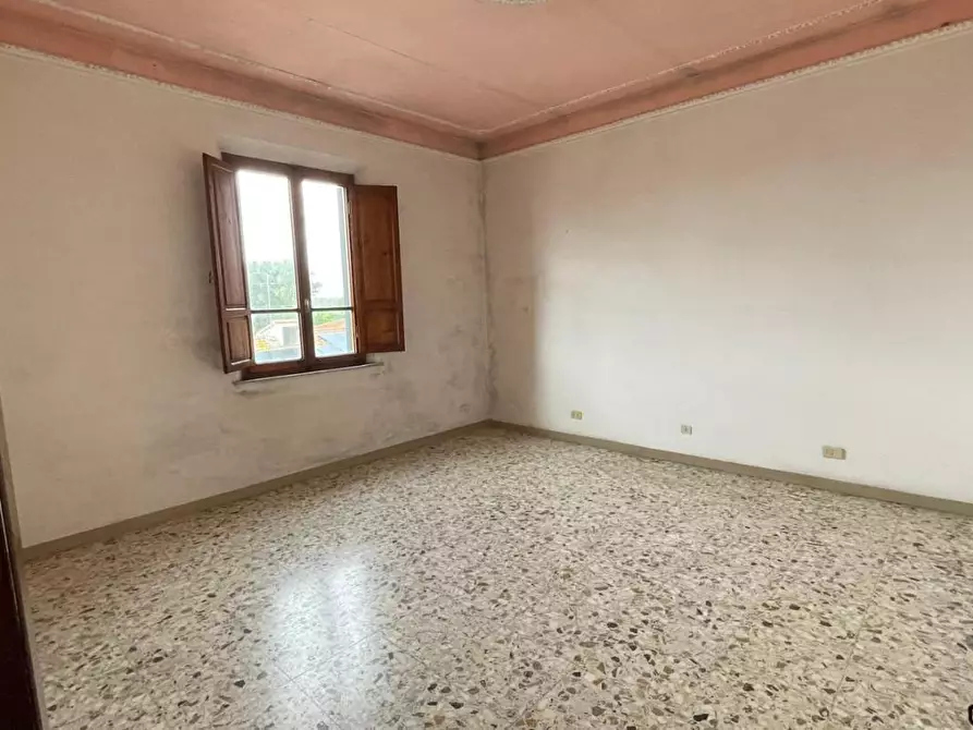 Immagine 3 di Appartamento in vendita  a Pontedera