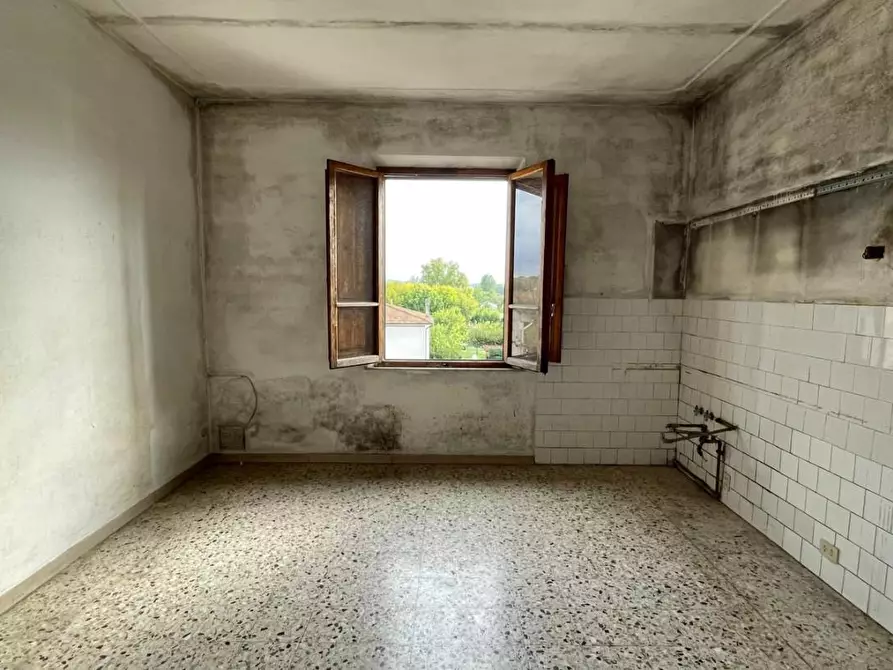 Immagine 7 di Appartamento in vendita  a Pontedera