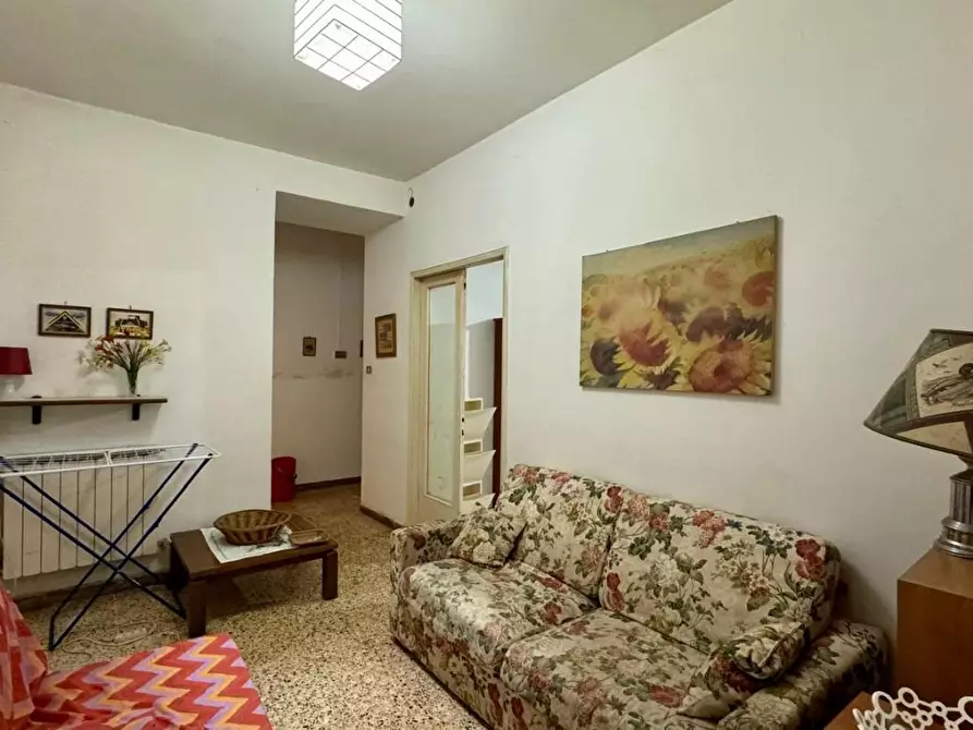 Immagine 5 di Appartamento in vendita  a Siena