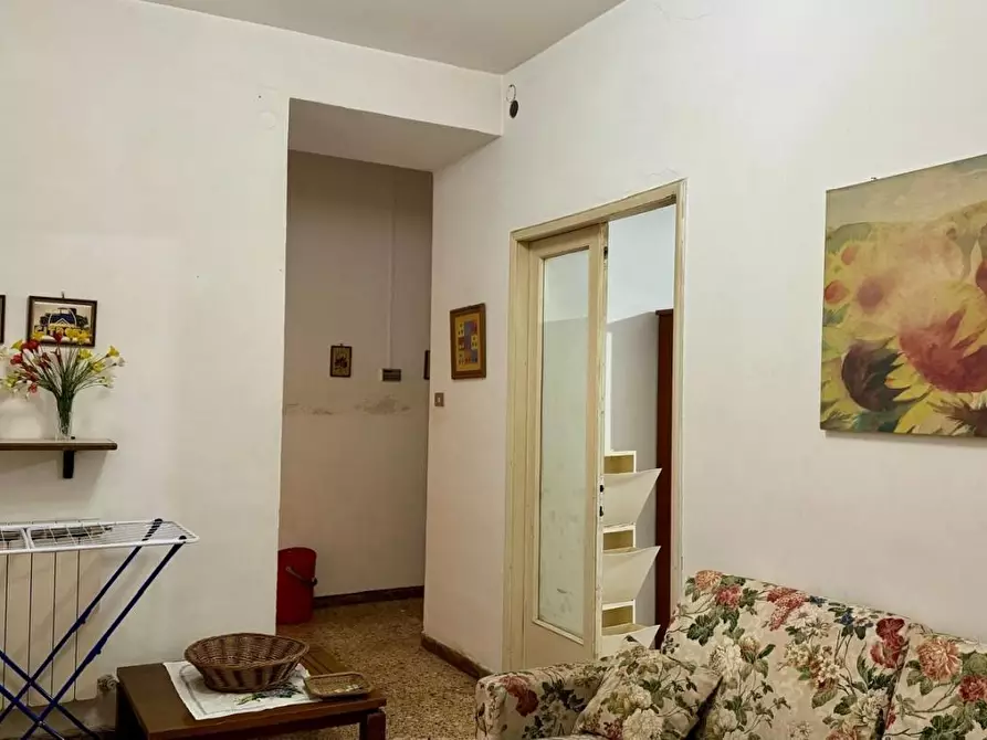 Immagine 2 di Appartamento in vendita  a Siena