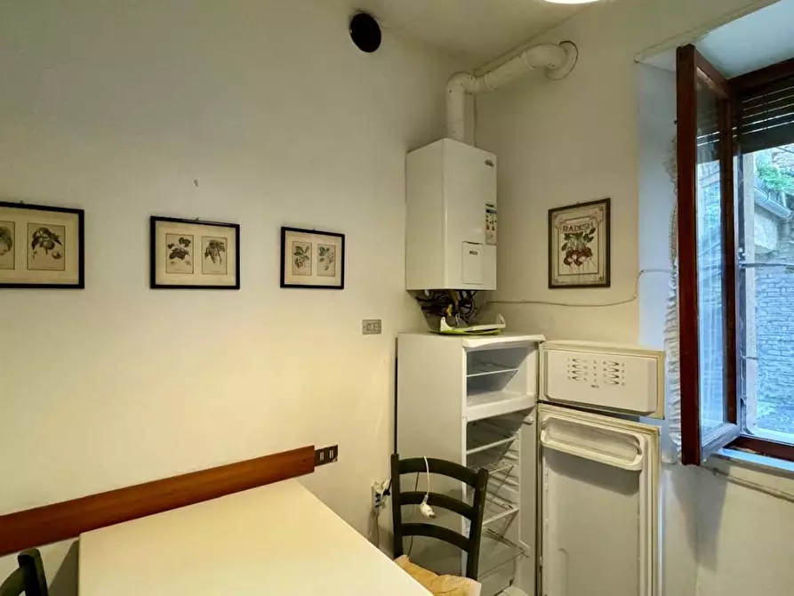 Immagine 14 di Appartamento in vendita  a Siena