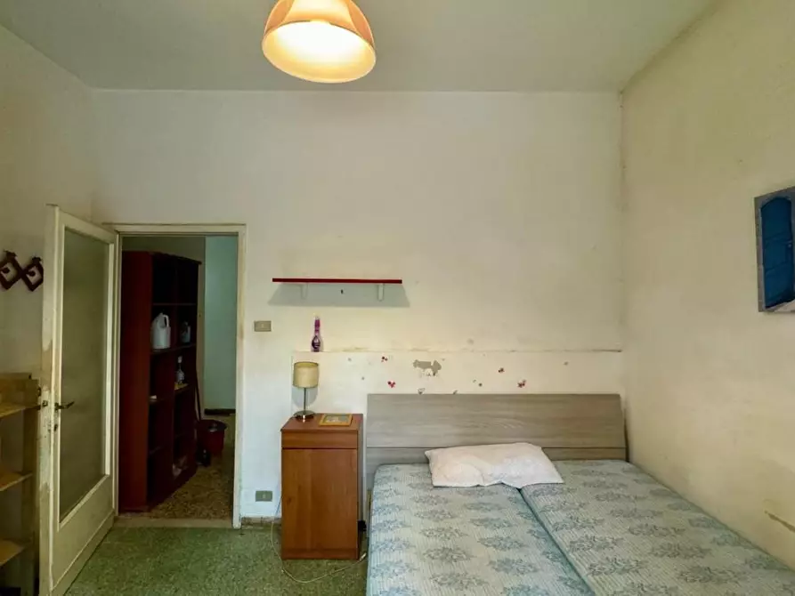 Immagine 8 di Appartamento in vendita  a Siena