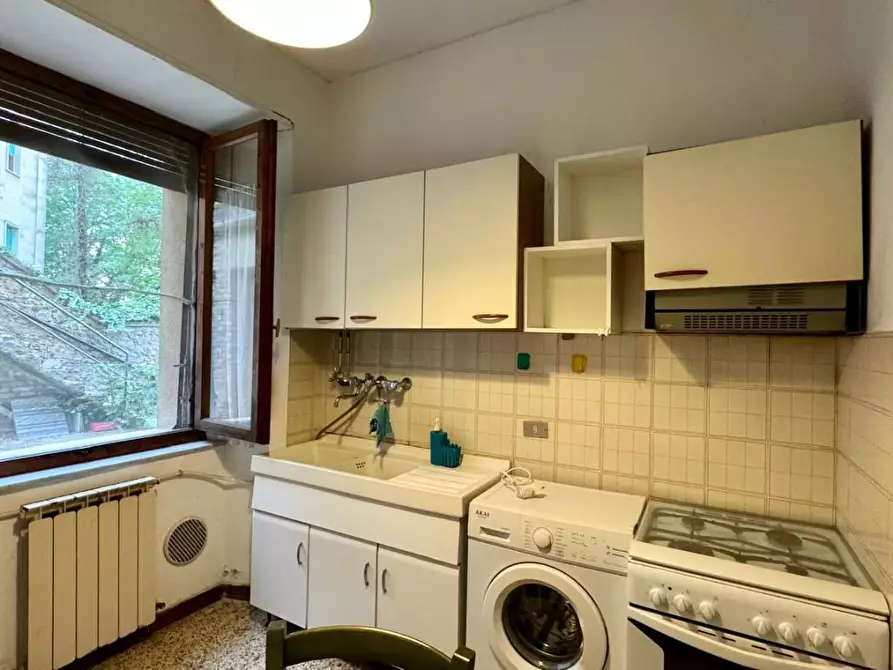 Immagine 16 di Appartamento in vendita  a Siena