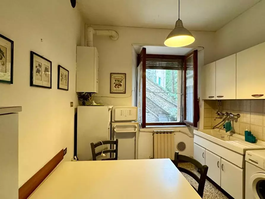 Immagine 19 di Appartamento in vendita  a Siena