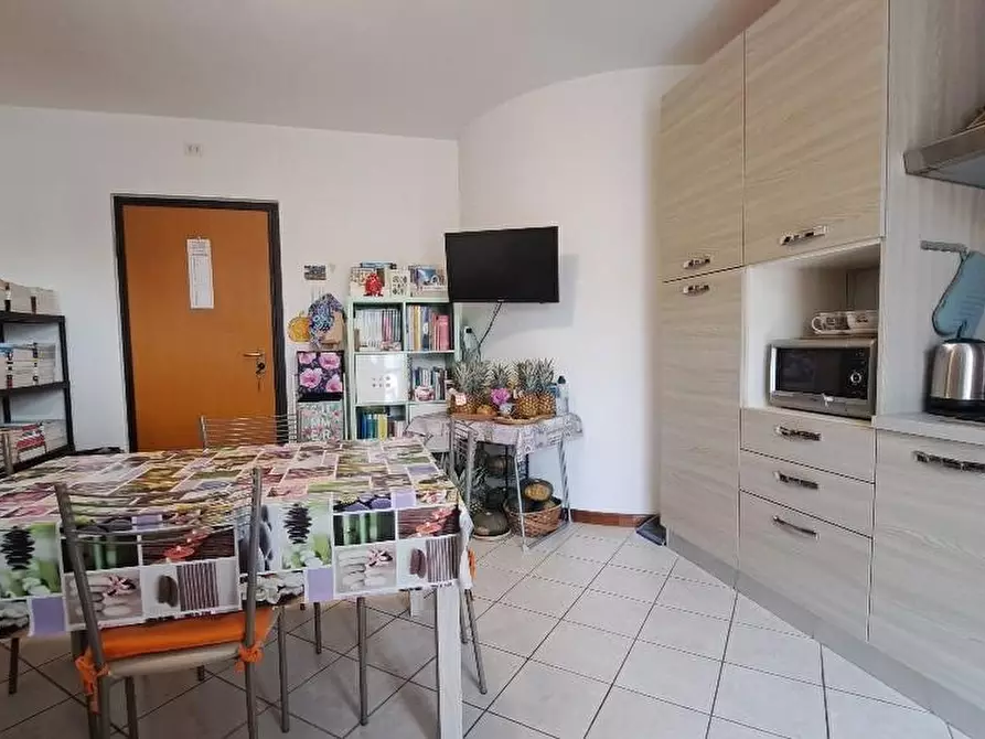 Immagine 6 di Appartamento in vendita  a Calci