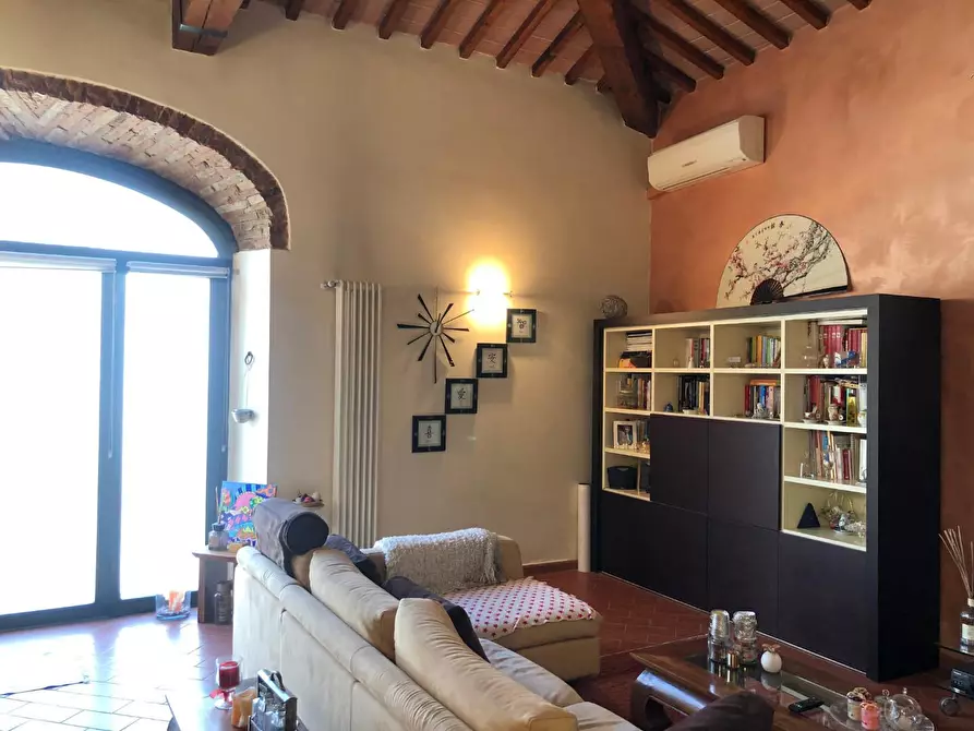 Immagine 2 di Porzione di casa in vendita  a Empoli